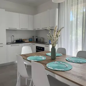 https://la-terrazza-di-via-roma.hotelinveneto.com